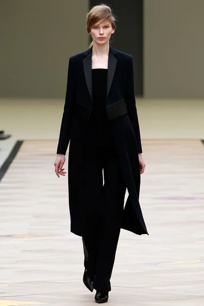 Look 34